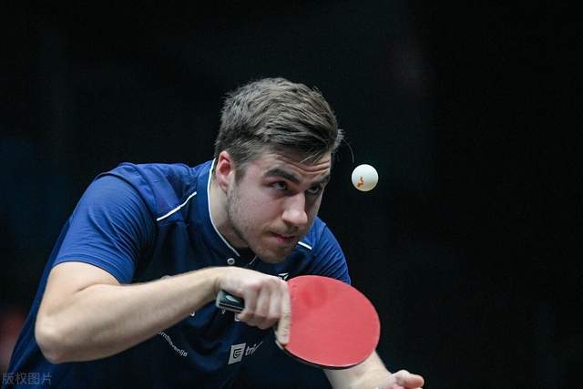 官宣！中国男篮好消息，曾凡博和篮网正式签约，新赛季或出战NBA